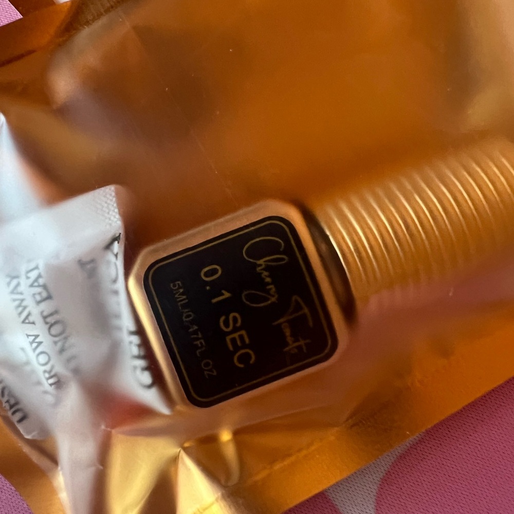 2 Pack Quick Dry Eyelash Extension Glue - Picture 6 of 9